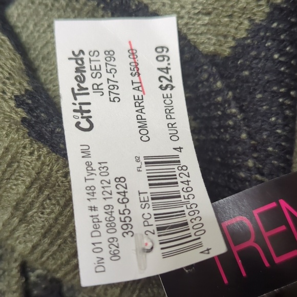 Trendy Threads 2 PCS Lightweight Hoodie & Sweatpants Set Jr Size L NWT MSRP $50 - Picture 7 of 7